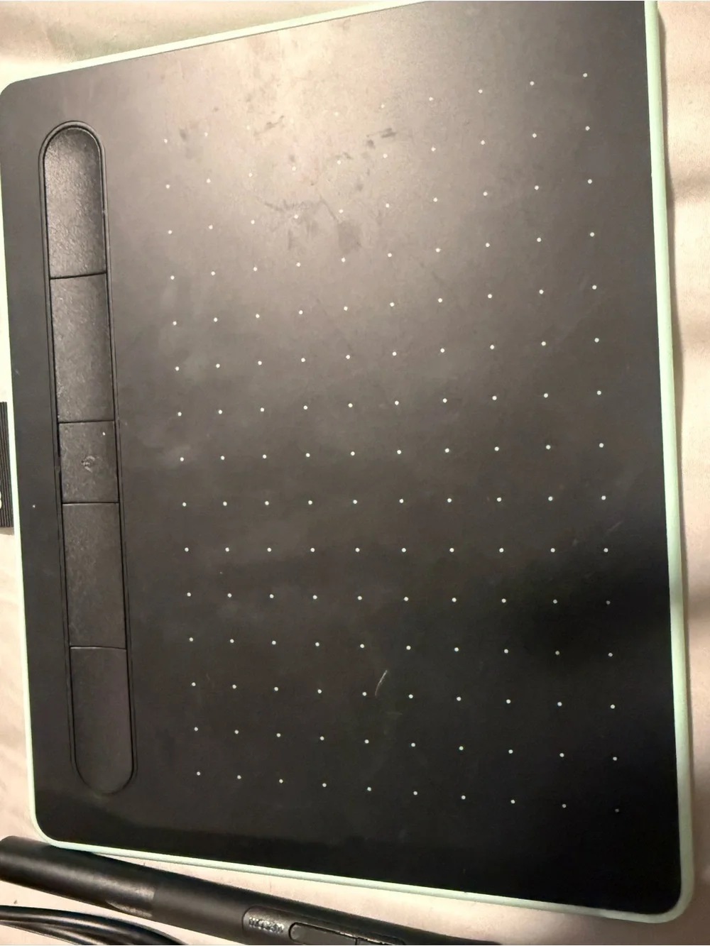 Wacom Intuos Drawing Tablet in Mint & Black